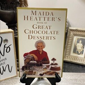 Maida Heatter's Vintage 1995 PB Book of Great Chocolate Desserts!